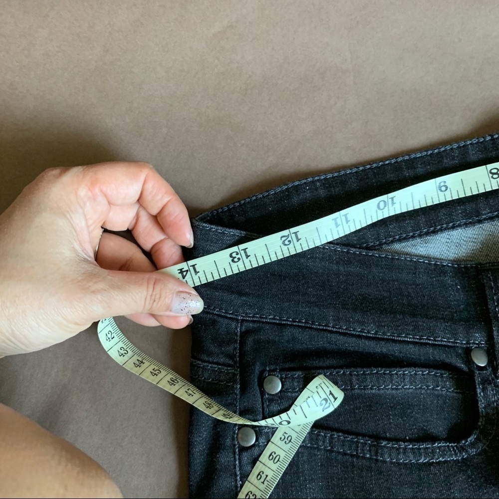 Eileen Fisher Jeans - Picture 8 of 9